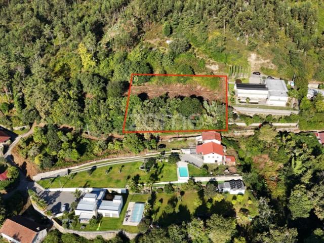 Terreno para construção de moradia individual em Barbudo Vila Verde