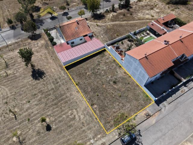 Terreno para Construção de Moradia Lardosa