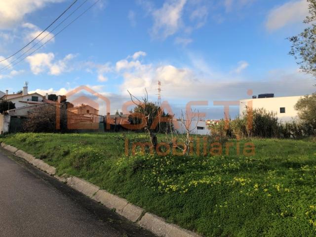 Terreno para construção de moradia na Meia Via, Torres Novas