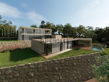 Terreno para Construção de Moradia Térrea com Piscina