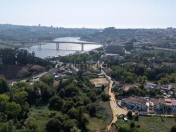 Terreno para Construção de Moradias