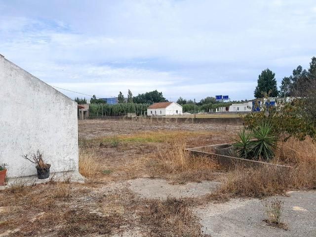 TERRENO PARA CONSTRUÇÃO DE MORADIAS