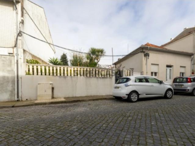 Terreno para Construção de apartamentos em Leça da Palmeira