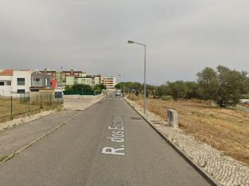 Terreno para construção de Edifício, em Quinta de Marvila, Camarate