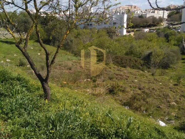 Terreno para construção de lar em Lagos