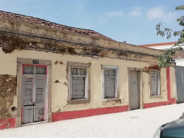 Oportunidade de Investimento: Lote para Construção no Centro da Cidade – 3.574 m² de Área de Construção
