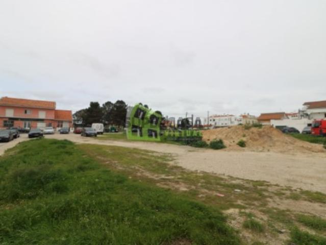 Terreno para Construção de Prédio Quinta do Conde