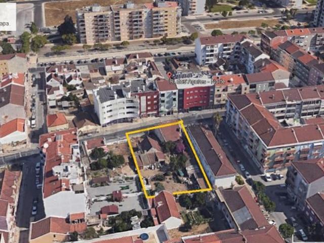Terreno para Construção de 16 fogos no Barreiro