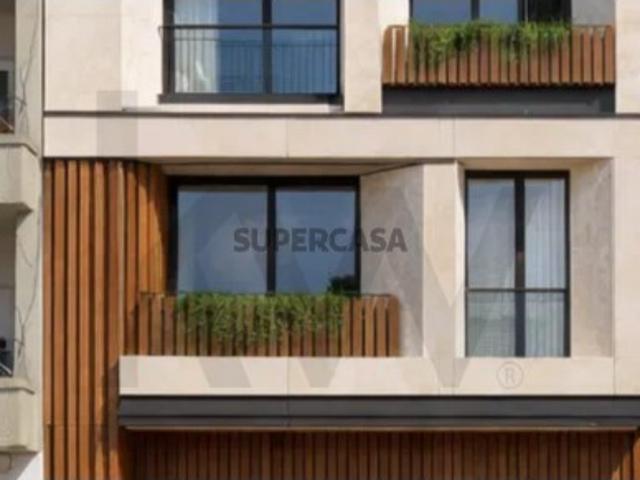 Terreno para Construção de 1 prédio com 3 pisos e com 3 Fogos situado no centro do Barreiro