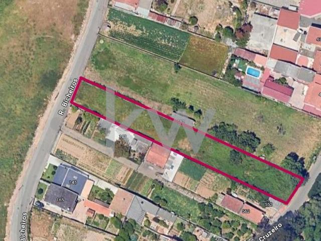 Terreno para construção de 2 frentes Madalena