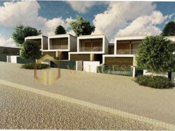Terreno para construção de 5 moradias em banda