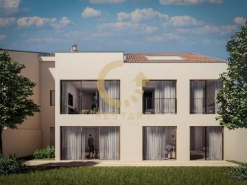 Terreno para construção de 6 apartamentos de tipologia T1 e T2