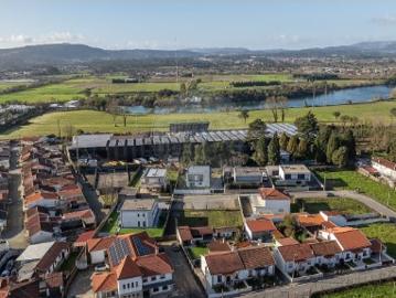 Terreno para Construção em Mire de Tibães 630 m²