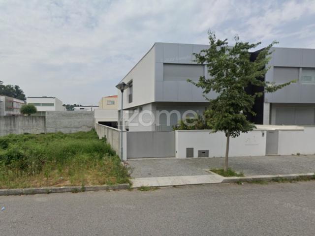 TERRENO C/ PROJETO APROVADO, MOREIRA da MAIA