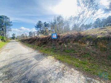 Terreno para construção em Mouçós e Lamares de 3484,00 m²