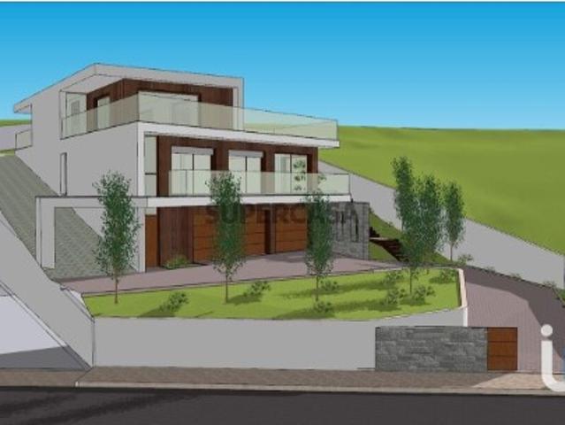 Terreno para construção em Nazaré