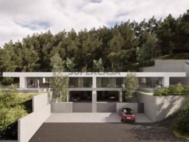 Terreno para construção em Outeiro