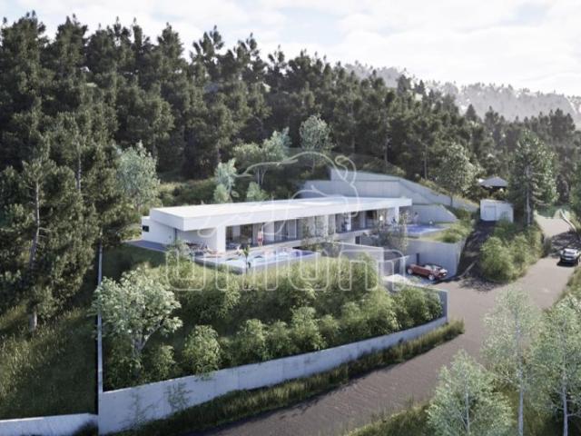 Terreno para construção em Outeiro