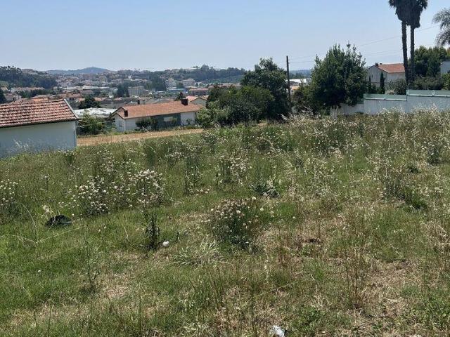 Terreno para construção em Oliveira de Azeméis, Santiago de Riba Ul, Ul, Macinhata da Seixa e Madail