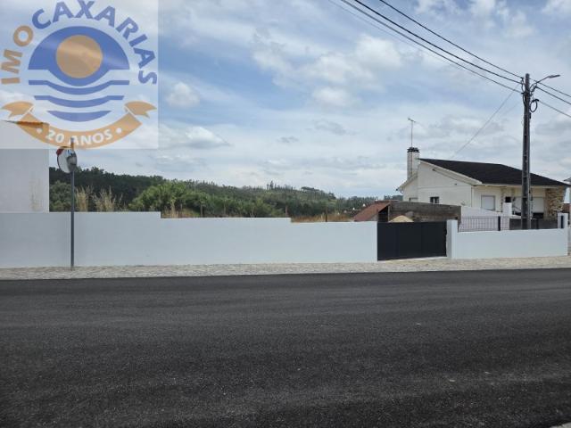 Terreno para construção em Aldeia Nova Ourém | 2.043 m²