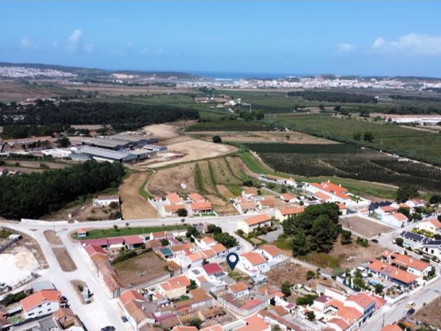 Terreno para Construção em Alfeizerão a 4 km da Praia de São Martinho do Porto