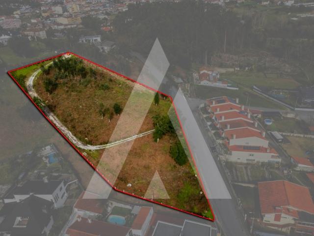 Terreno para Construção em Altura Fiães Centro