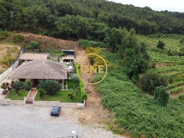 Terreno para Construção em Burgães