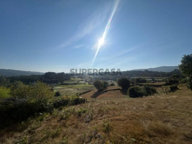 Terreno para construção em Castanheira