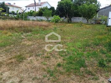 Terreno para construção em Estorãos Fafe