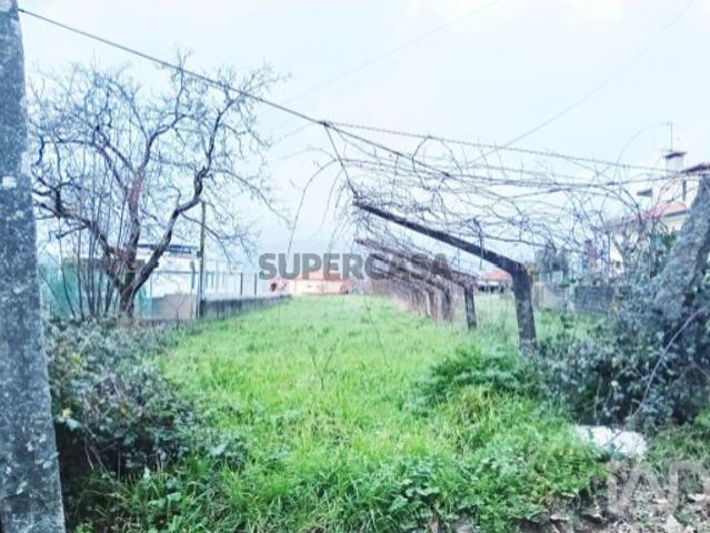Terreno para construção em Geraz do Lima e Deão