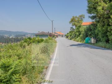 Terreno para construção em Paço de Sousa