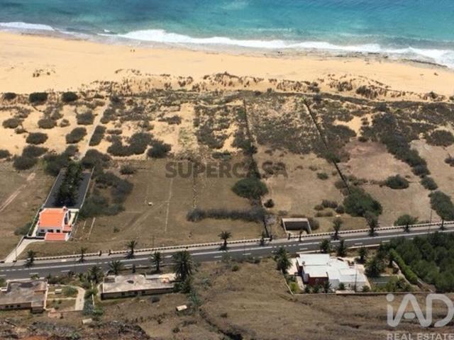 Terreno para construção em Porto Santo