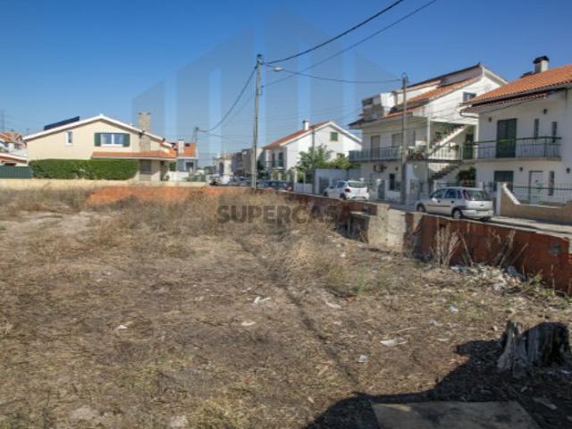 TERRENO PARA CONSTRUÇÃO EM QTA DO CONDE