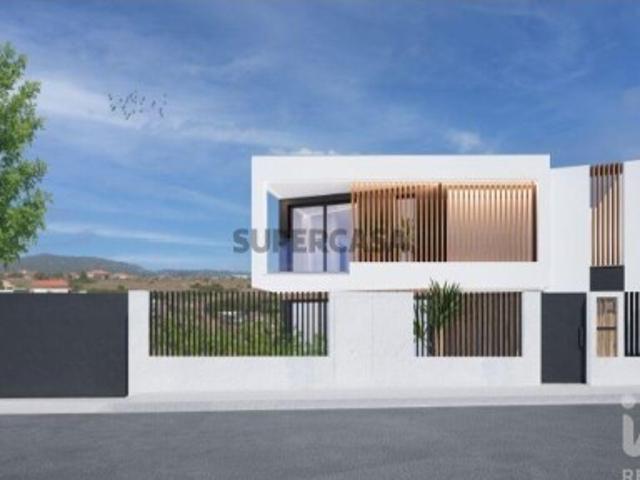 Terreno para construção em São Domingos de Rana