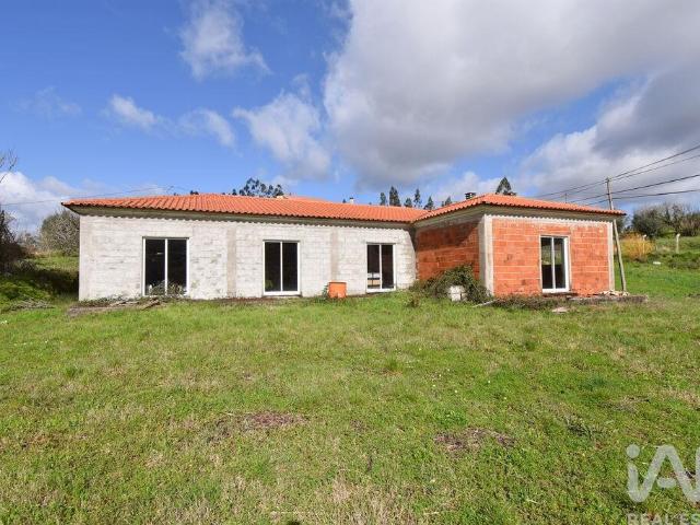 Terreno para construção em São Miguel, Santa Eufémia e Rabaçal