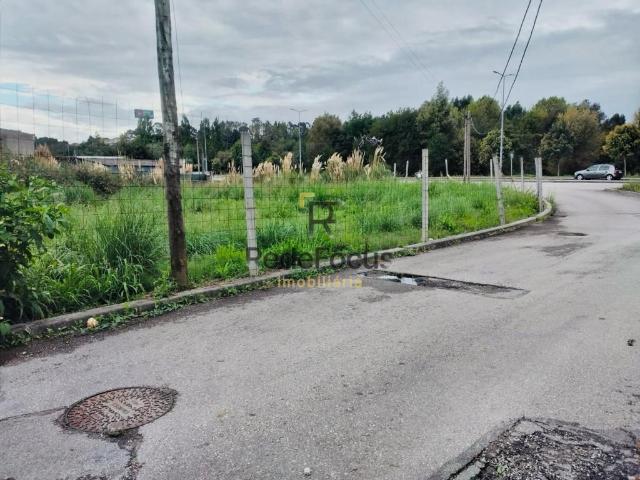 Terreno para construção em Santa Maria de Lamas
