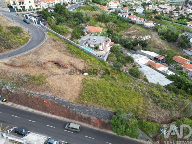 Terreno para construção em Santo António