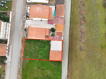 Terreno Urbano em Selmes Vidigueira, com pré construção iniciada
