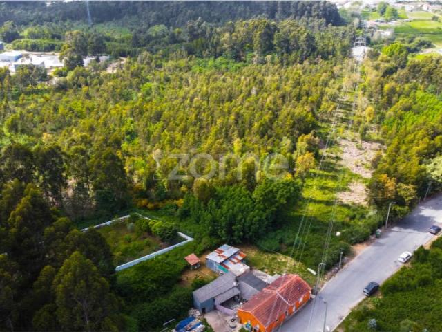 Terreno para construção em Serzedo, junto a São Félix da Marinha