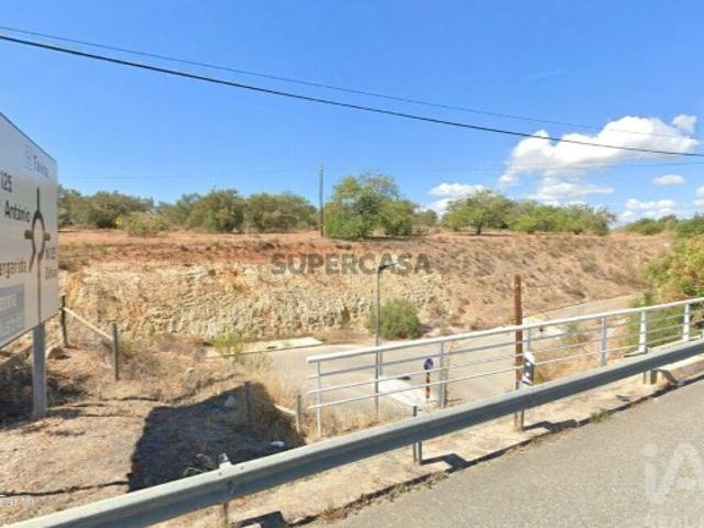 Terreno para construção em Tavira Santa Maria e Santiago de 237120,00 m²