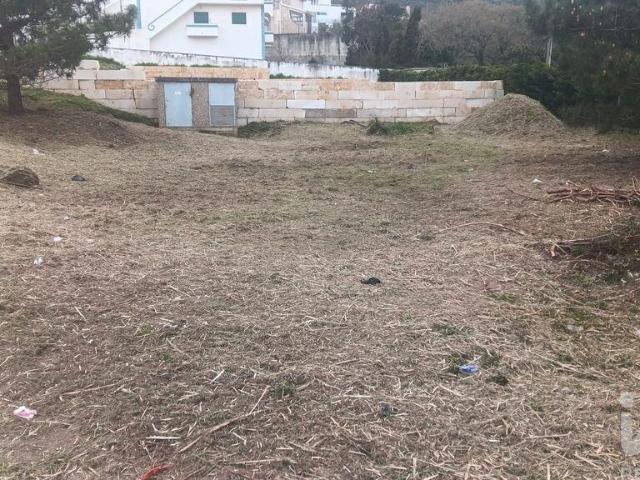 Terreno para construção em Tornada e Salir do Porto de 636,00 m²
