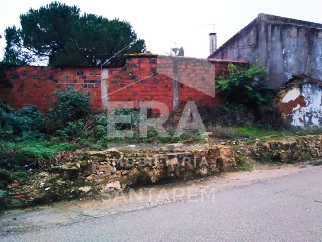 Terreno para construção, em Trêmes