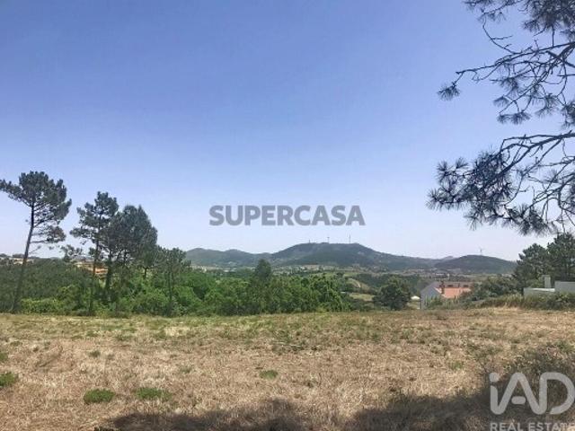 Terreno para construção em Venda do Pinheiro e Santo Estêvão das Galés