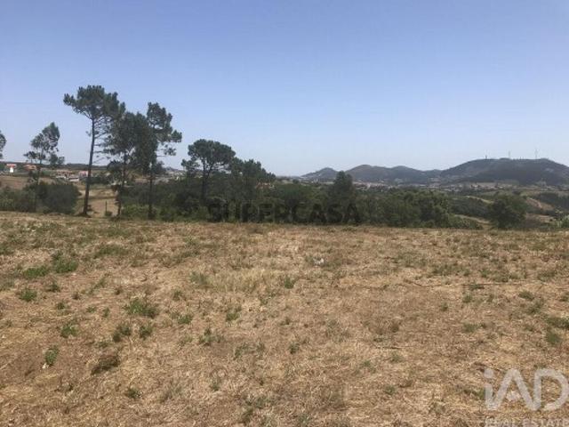 Terreno para construção em Venda do Pinheiro e Santo Estêvão das Galés