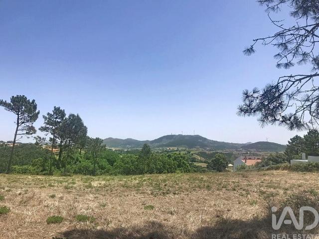 Terreno para construção em Venda do Pinheiro e Santo Estêvão das Galés