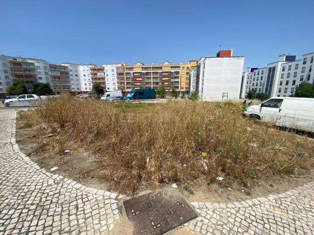 ️ Terreno para Construção – junto ao Parque da Paz Almada