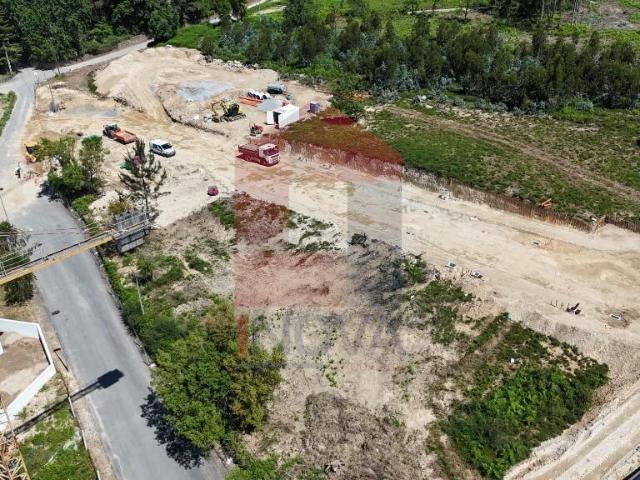Terreno para construção, Loureira