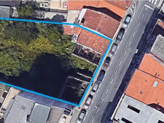 Terreno para construção perto do Hospital de São João