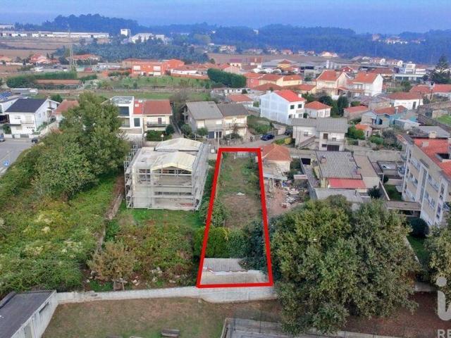 Terreno para construção T3 em Moreira de 285,00 m²