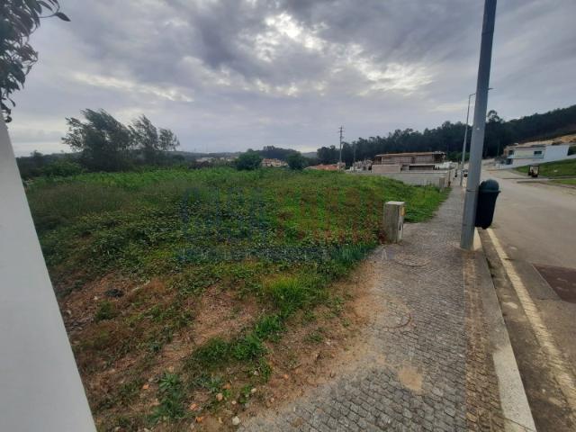 TERRENO PARA CONSTRUÇÃO | TROFA